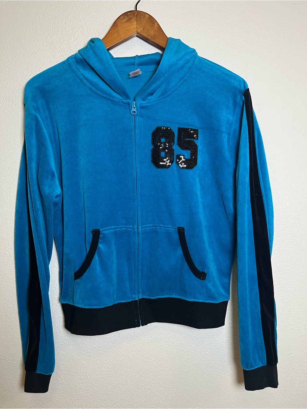 BONGO Y2K Turquoise Blue Velour Zip Hoodie with Black Sequin '85'